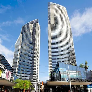 https://circle-on-cavill-wowstay.queenslandhotels.net