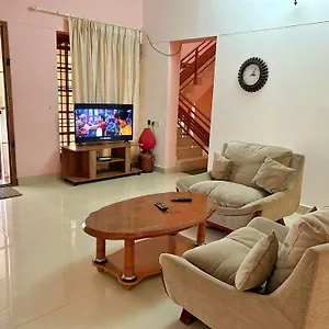 Villa La Casa Trivandrum 4 Bhk Ac Luxury At Centre, Just 5 Kms From Airport & 3 Kms To Trivandrum Railway Station, Thiruvananthapuram